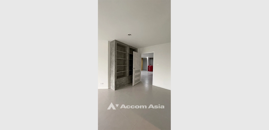 11  2 br Condominium For Sale in Sukhumvit ,Bangkok BTS Thong Lo at Waterford Park Tower 1 AA32127