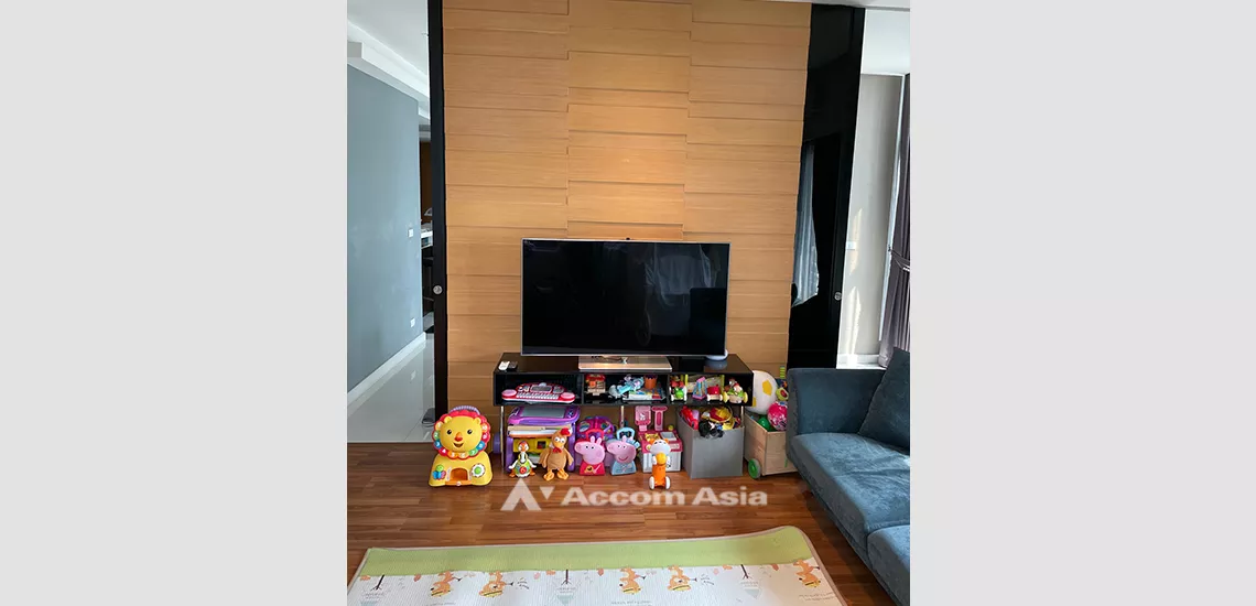 5  2 br Condominium for rent and sale in Pattanakarn ,Bangkok  at Fourwings Residence AA32128