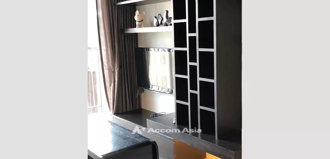 unit 1 Bedroom  Condominium For Sale in Sukhumvit, Bangkok  near BTS Thong Lo (AA32131)