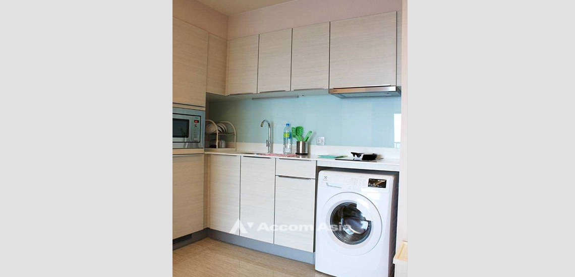 unitH Sukhumvit 43 Condominium