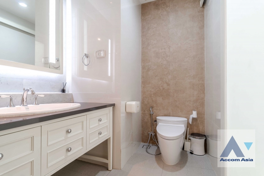 16  3 br Condominium For Sale in Sukhumvit ,Bangkok BTS Phrom Phong at Bright Sukhumvit 24 AA32142