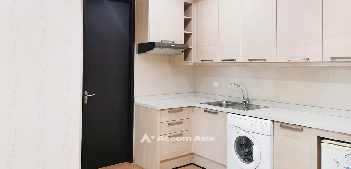  1  1 br Condominium For Sale in Ploenchit ,Bangkok BTS Ratchathewi at Baan Klang Krung Siam - Pathum Wan AA32144