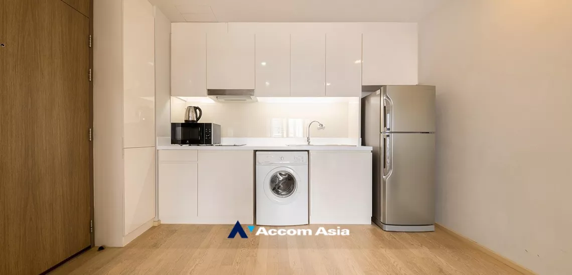 unit 1 Bedroom  Condominium For Rent in Sukhumvit, Bangkok  near BTS Phrom Phong (AA32147)