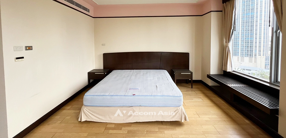 5  3 br Condominium For Sale in Ploenchit ,Bangkok BTS Ploenchit at All Seasons Mansion AA32150