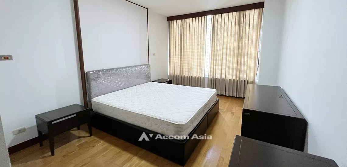 11  2 br Condominium For Sale in Ploenchit ,Bangkok BTS Ploenchit at All Seasons Mansion AA32151