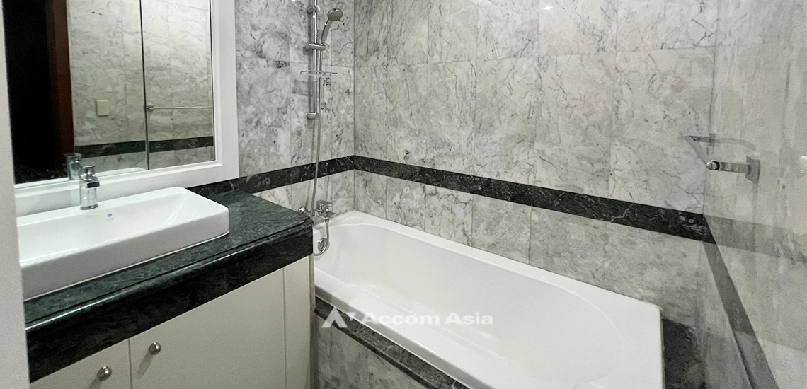 13  2 br Condominium For Sale in Ploenchit ,Bangkok BTS Ploenchit at All Seasons Mansion AA32151