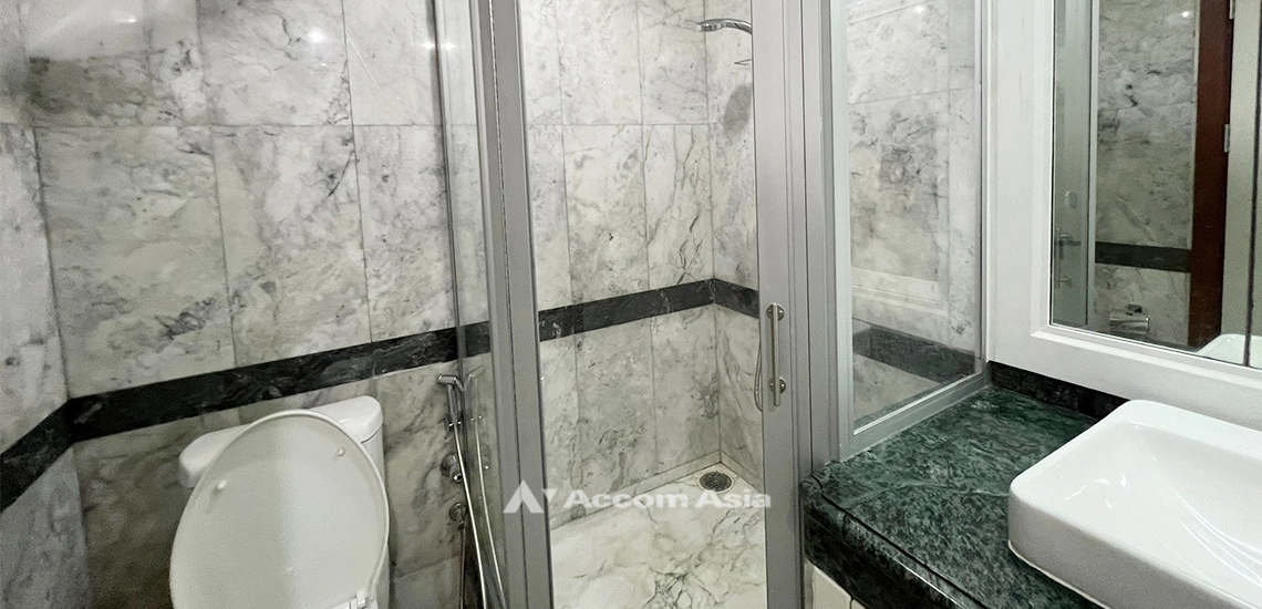 14  2 br Condominium For Sale in Ploenchit ,Bangkok BTS Ploenchit at All Seasons Mansion AA32151