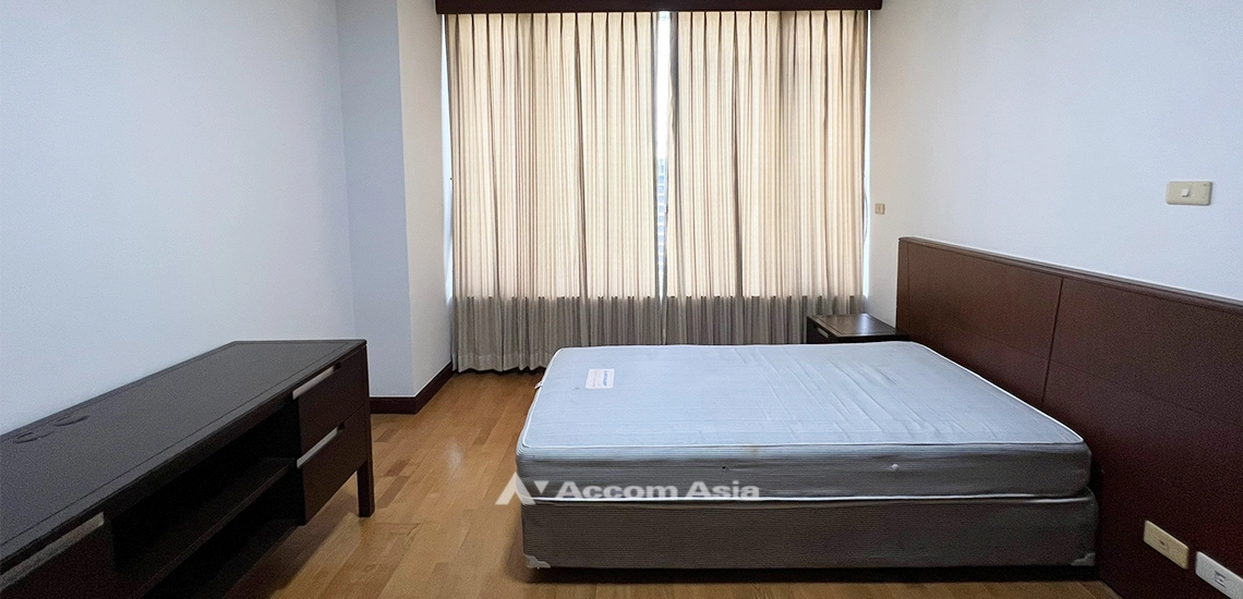 9  2 br Condominium For Sale in Ploenchit ,Bangkok BTS Ploenchit at All Seasons Mansion AA32151