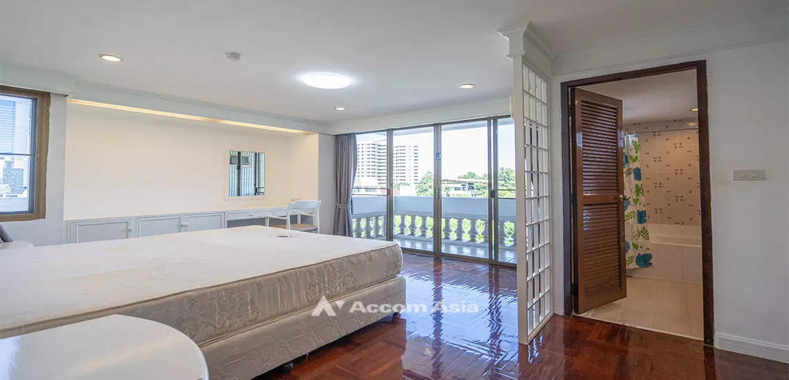 6  2 br Apartment For Rent in Sukhumvit ,Bangkok BTS Thong Lo at Charming apartment AA32154