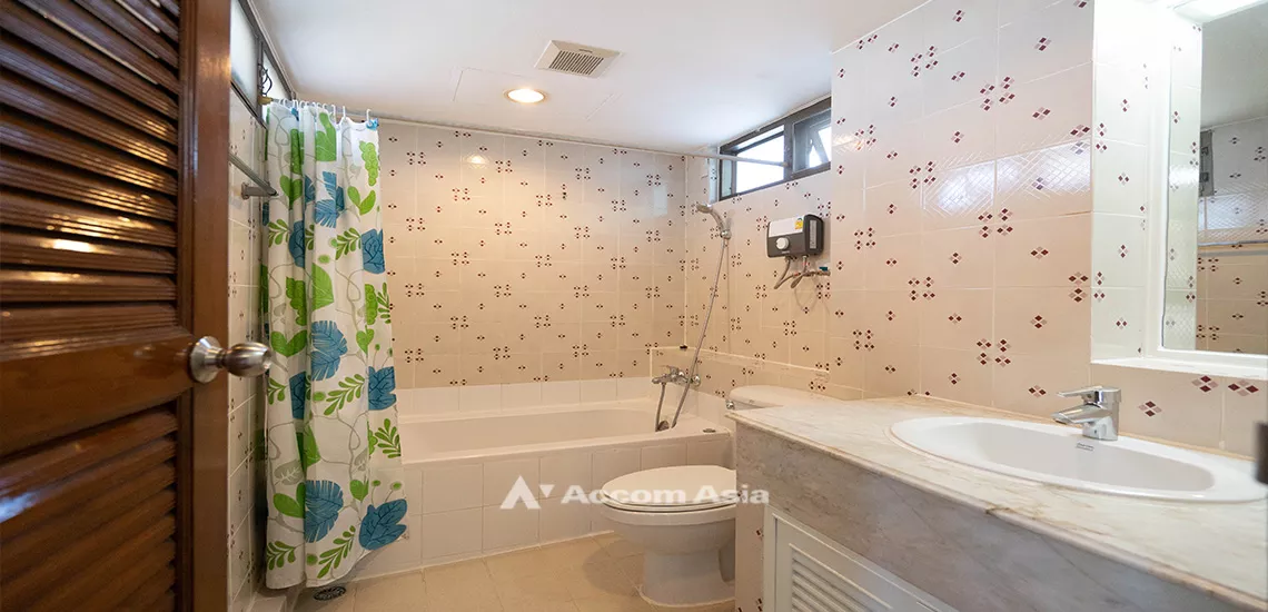 8  2 br Apartment For Rent in Sukhumvit ,Bangkok BTS Thong Lo at Charming apartment AA32154