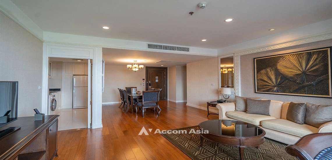 unit 2 Bedrooms  Apartment For Rent in Ploenchit, Bangkok  near BTS Ratchadamri (AA32159)