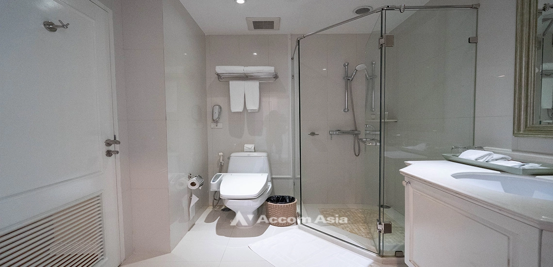 10  2 br Apartment For Rent in Ploenchit ,Bangkok BTS Ratchadamri at Thai Contemporary Place AA32159