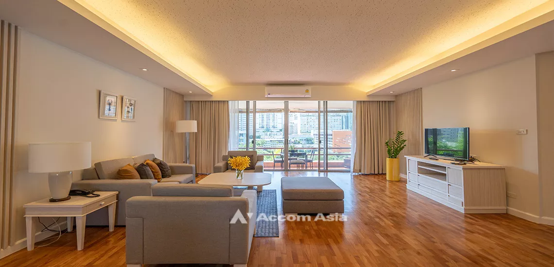4  2 br Apartment For Rent in Sukhumvit ,Bangkok BTS Nana at Suite for family AA32161