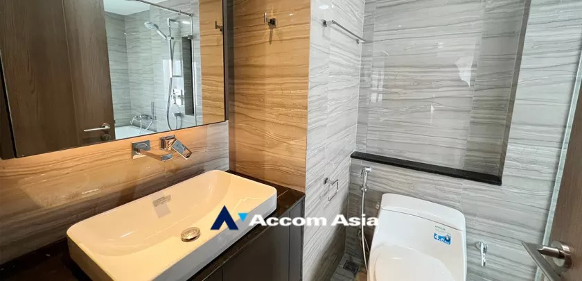 23  3 br Condominium For Rent in Ploenchit ,Bangkok BTS Ratchadamri - MRT Silom at KLASS Sarasin Rajdamri AA32165