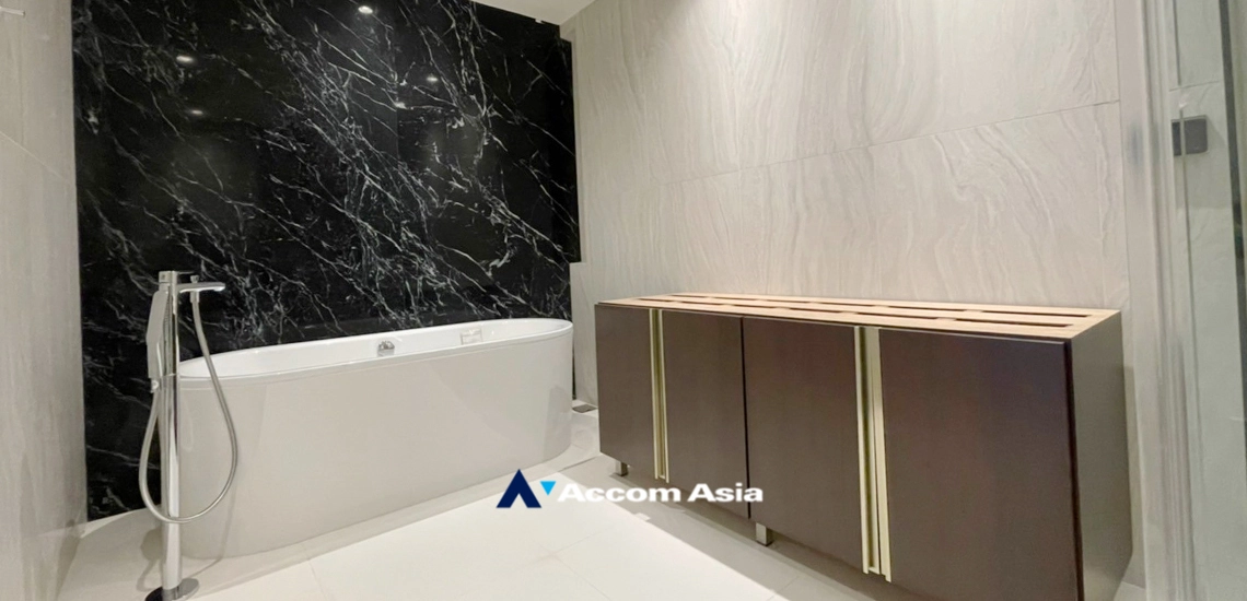 13  2 br Condominium For Sale in Sukhumvit ,Bangkok BTS Thong Lo at La Citta Delre Thonglor 16 AA32167