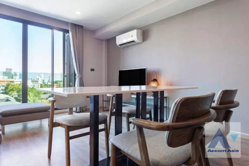  2 Bedrooms  Condominium For Rent & Sale in Sukhumvit, Bangkok  near BTS Phrom Phong (AA32176)
