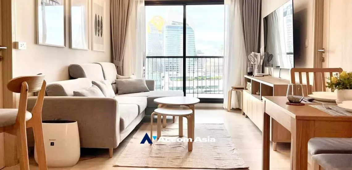 unit 2 Bedrooms  Condominium For Rent in Ploenchit, Bangkok  near BTS Ploenchit (AA32180)