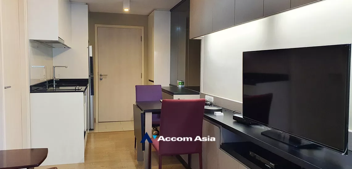 unit 1 Bedroom  Condominium For Sale in Sukhumvit, Bangkok  near BTS Phrom Phong (AA32181)