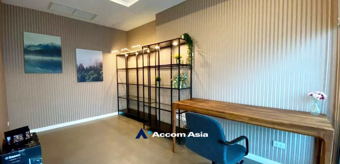  1  2 br Condominium For Sale in Charoen Nakhon ,Bangkok BTS Krung Thon Buri at The River Condominium AA32185