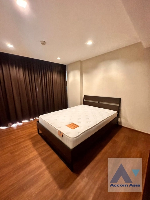 8  3 br Condominium For Rent in Ploenchit ,Bangkok BTS Ratchadamri at Noble Ambience Sarasin AA32186