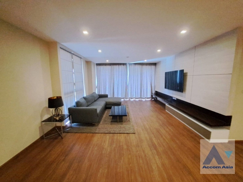 1  3 br Condominium For Rent in Ploenchit ,Bangkok BTS Ratchadamri at Noble Ambience Sarasin AA32186