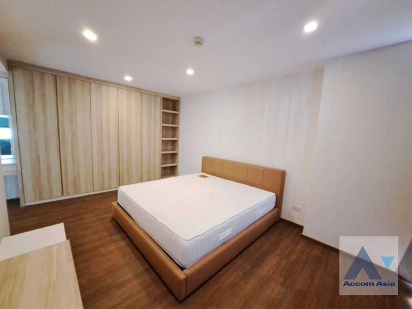 9  3 br Condominium For Rent in Ploenchit ,Bangkok BTS Ratchadamri at Noble Ambience Sarasin AA32186