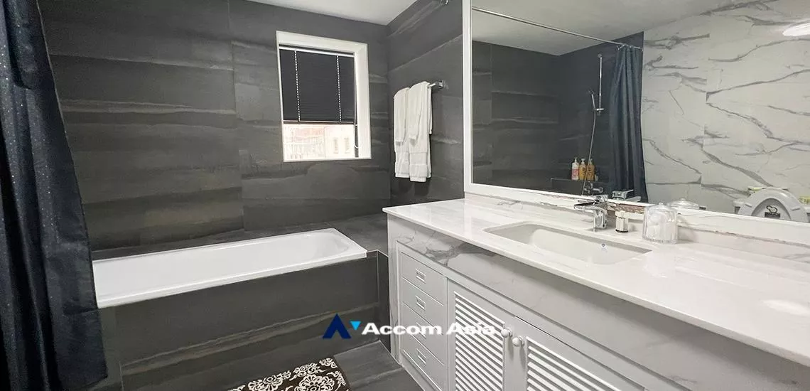 28  3 br Apartment For Rent in Ploenchit ,Bangkok BTS Chitlom at Heart of Langsuan - Privacy AA32211