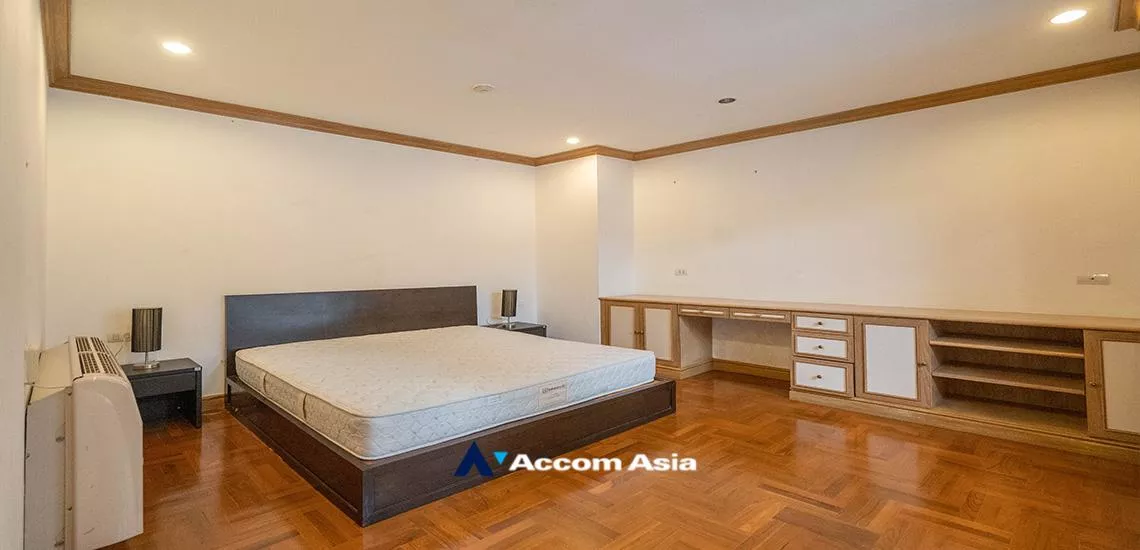 11  4 br Apartment For Rent in Sukhumvit ,Bangkok BTS Phrom Phong at Exclusive private atmosphere AA32215