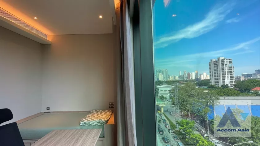 15  2 br Condominium for rent and sale in Ploenchit ,Bangkok BTS Ploenchit at Sindhorn Tonson AA32220