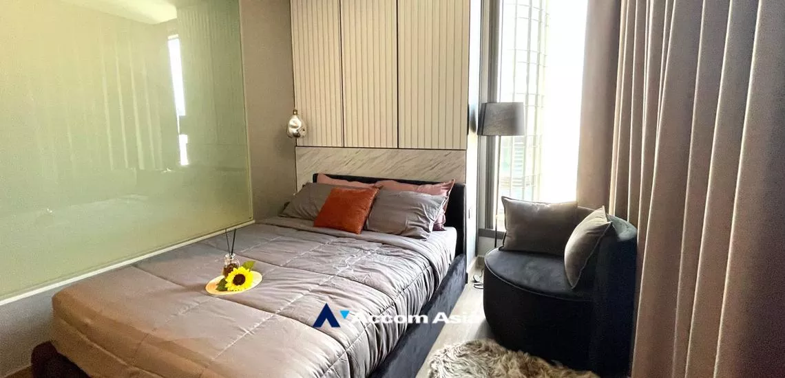 5  1 br Condominium For Rent in Ratchadaphisek ,Bangkok BTS Asok - MRT Phetchaburi at The Esse At Singha Complex AA32222