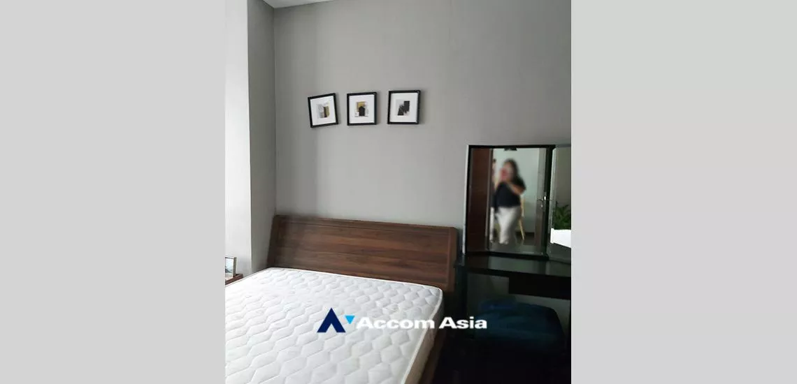 unit 1 Bedroom  Condominium For Rent in Sukhumvit, Bangkok  near BTS Ekkamai (AA32224)