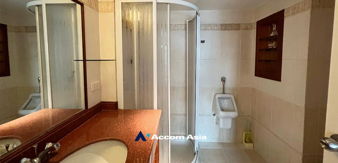 27  3 br Condominium for rent and sale in Ploenchit ,Bangkok BTS Ploenchit at Navin Court AA32227
