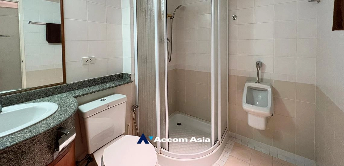 30  3 br Condominium for rent and sale in Ploenchit ,Bangkok BTS Ploenchit at Navin Court AA32227