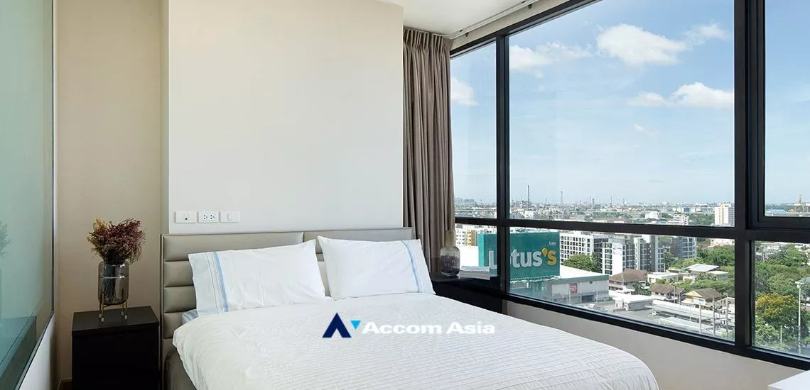 Corner Unit |  2 Bedrooms  Condominium For Rent in Sukhumvit, Bangkok  near BTS On Nut (AA32233)