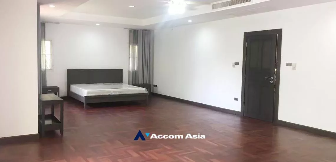 7  4 br House For Rent in  ,Nonthaburi  at Nichada Thani AA32239