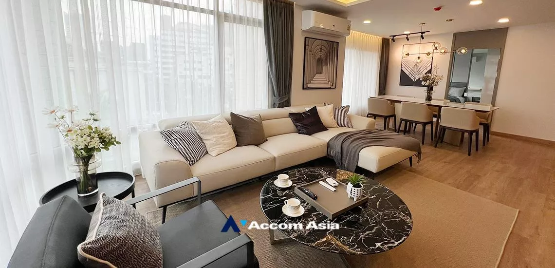 4  3 br Condominium For Rent in Ploenchit ,Bangkok BTS Ploenchit at Navin Court AA32243