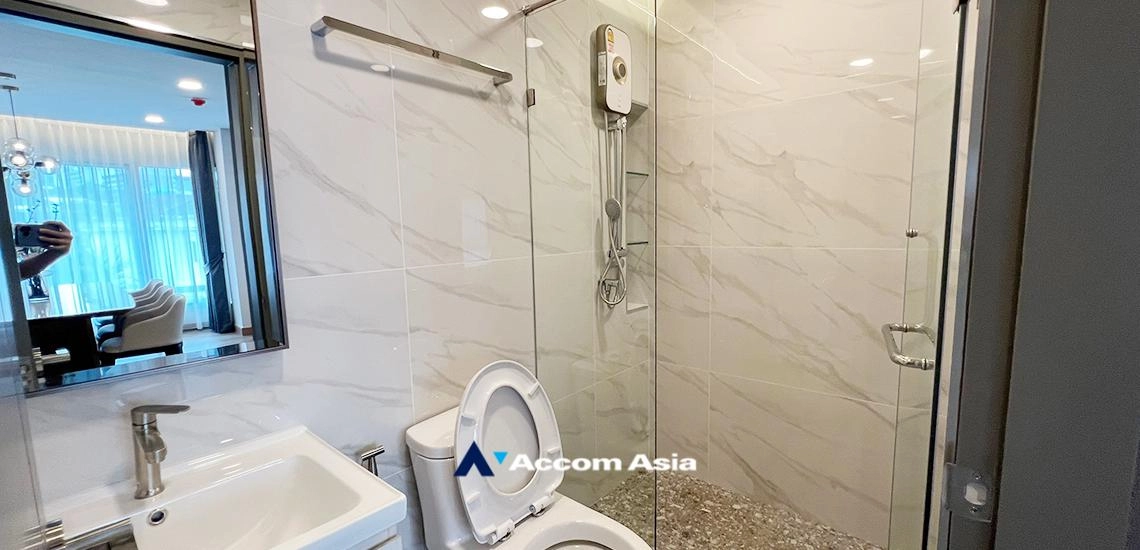 38  3 br Condominium for rent and sale in Ploenchit ,Bangkok BTS Ploenchit at Navin Court AA32243