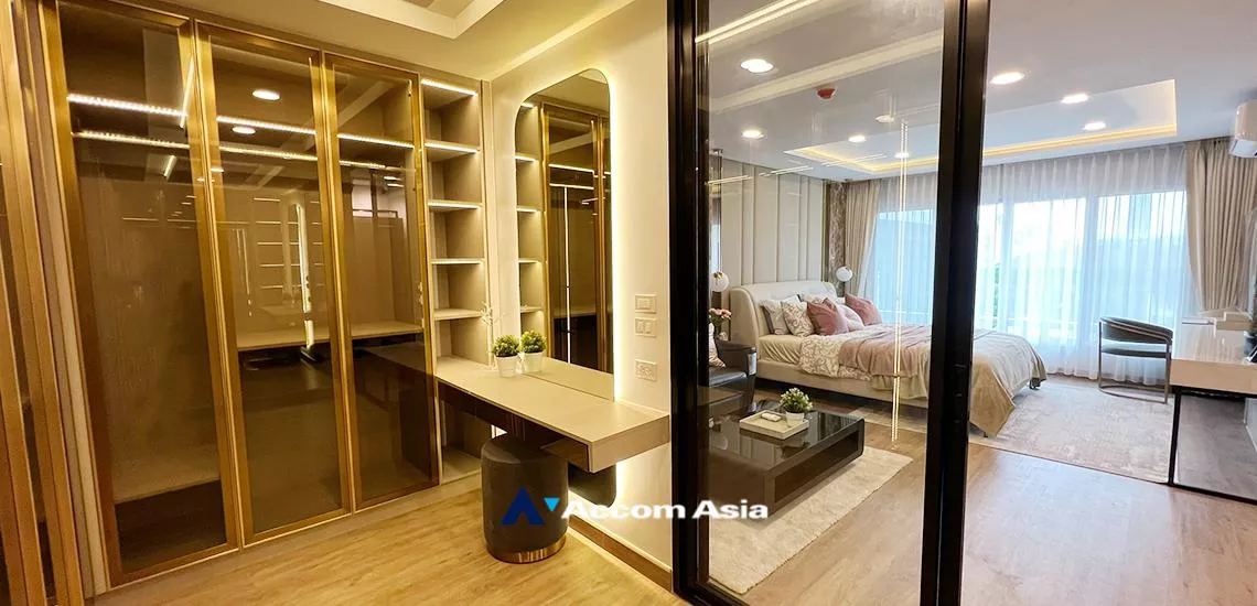 27  3 br Condominium For Rent in Ploenchit ,Bangkok BTS Ploenchit at Navin Court AA32243
