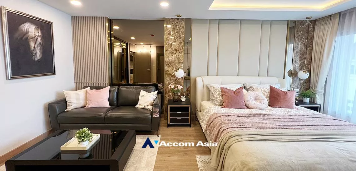 22  3 br Condominium For Rent in Ploenchit ,Bangkok BTS Ploenchit at Navin Court AA32243