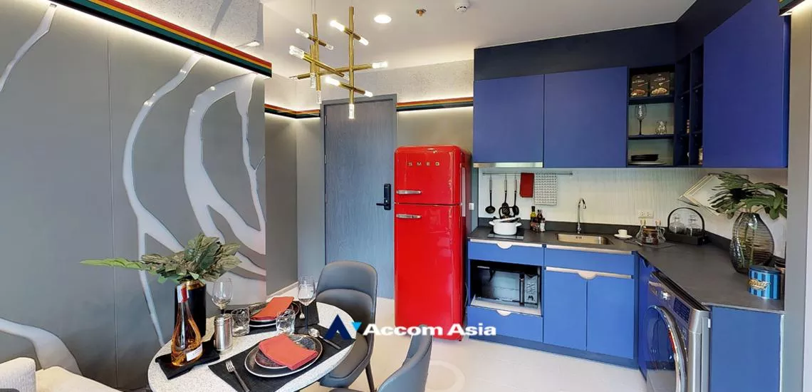 2 Bedrooms  Condominium For Sale in Sukhumvit, Bangkok  near BTS Ekkamai (AA32256)