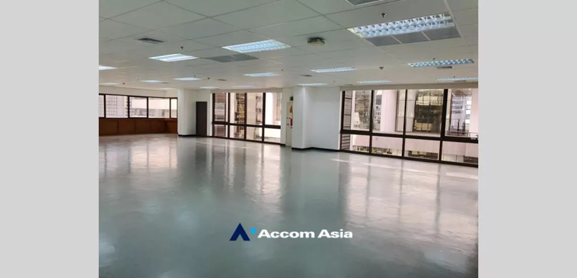 unit Studio  Office space For Rent in Silom, Bangkok  near BTS Chong Nonsi (AA32261)