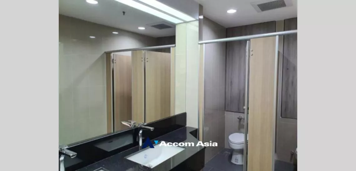 unit Studio  Office space For Rent in Silom, Bangkok  near BTS Chong Nonsi (AA32261)