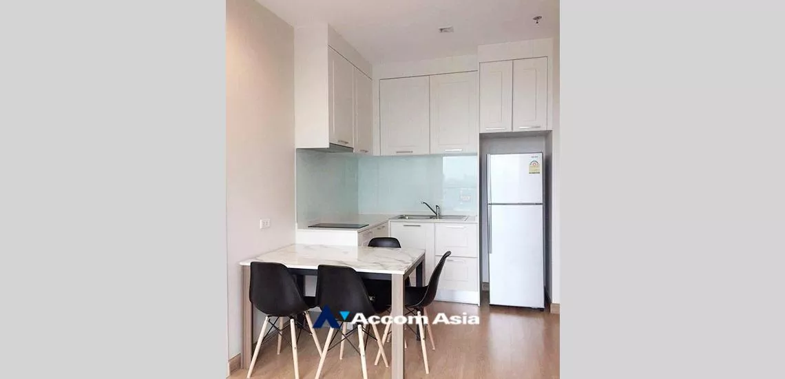 unitCorner Unit |  2 Bedrooms  Condominium For Rent in Sukhumvit, Bangkok  near BTS On Nut (AA32276)