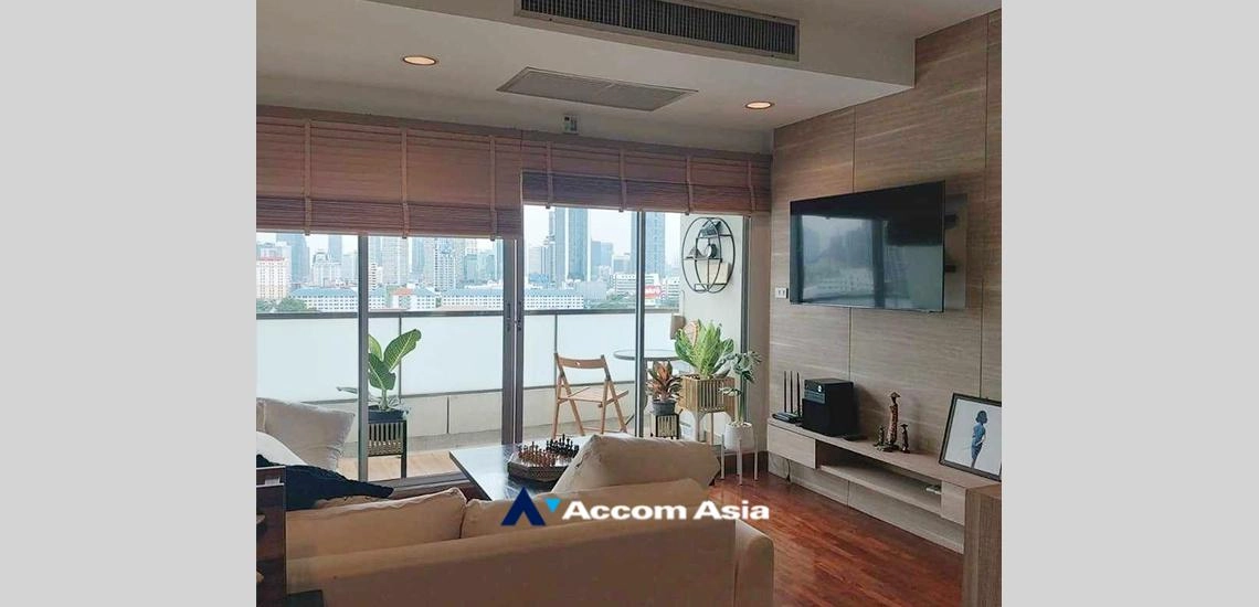 Corner Unit, Duplex Condo |  3 Bedrooms  Condominium For Sale in Sathorn, Bangkok  near BRT Thanon Chan (AA32301)