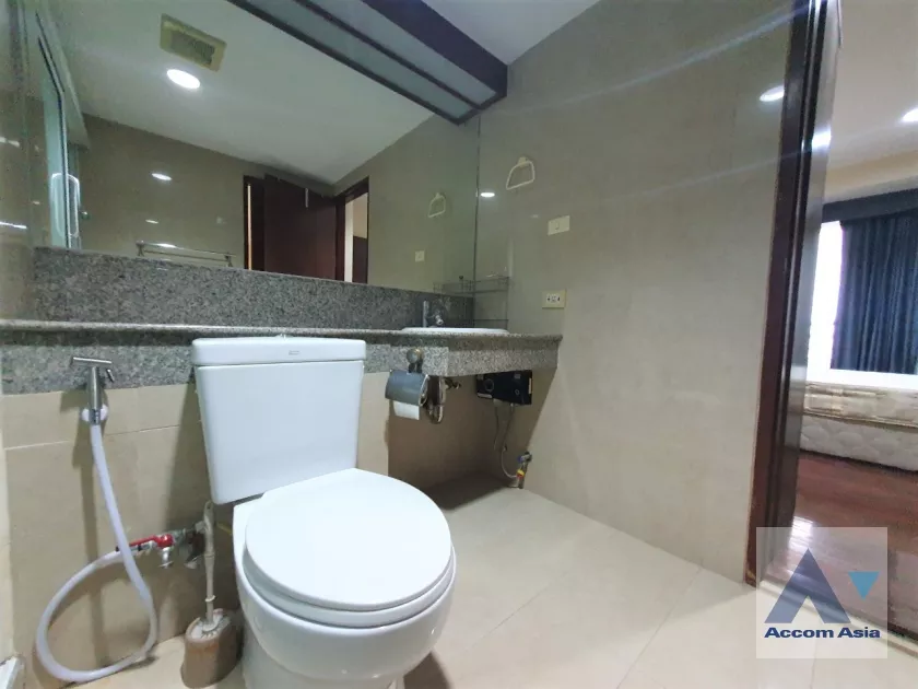14  2 br Condominium For Sale in Rama 3 ,Bangkok BRT Rama III Bridge at River Heaven AA32312