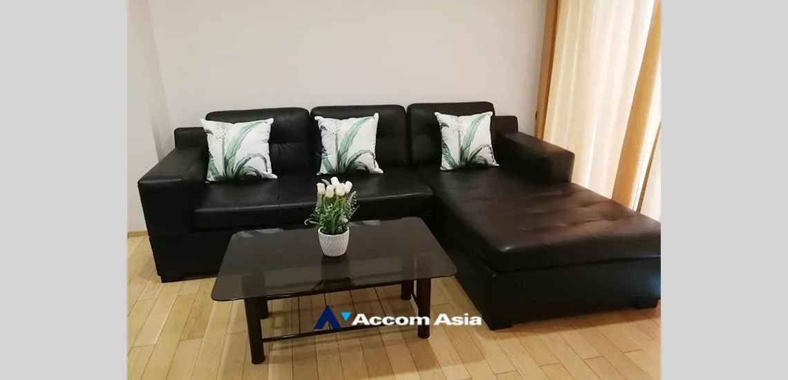 unit 1 Bedroom  Condominium For Sale in Sukhumvit, Bangkok  near BTS Thong Lo (AA32318)