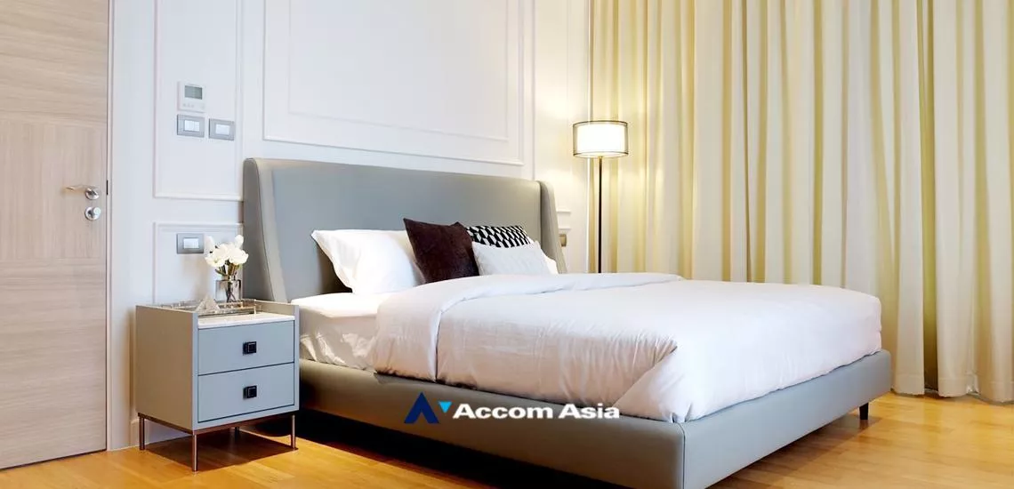 6  1 br Condominium For Rent in Ploenchit ,Bangkok BTS Chitlom at Sindhorn Residence AA32319