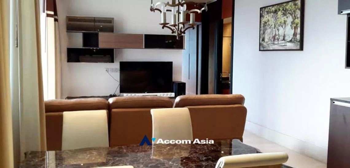 unit 2 Bedrooms  Condominium For Rent in Silom, Bangkok  near BTS Chong Nonsi - BRT Arkhan Songkhro (AA32320)