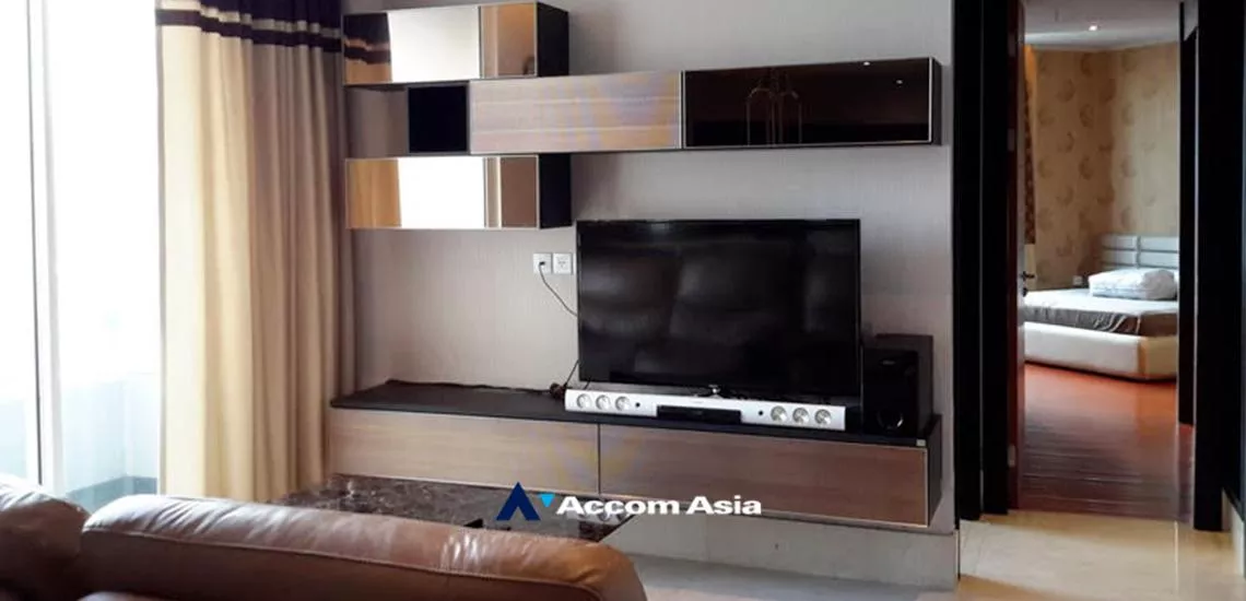unit 2 Bedrooms  Condominium For Rent in Silom, Bangkok  near BTS Chong Nonsi - BRT Arkhan Songkhro (AA32320)