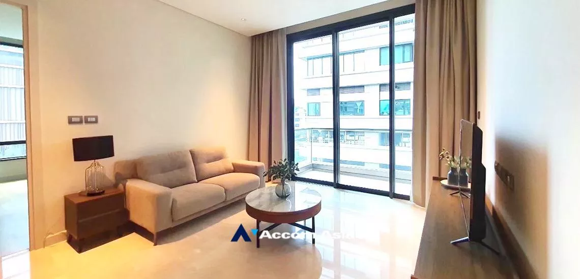  2  1 br Condominium For Rent in Ploenchit ,Bangkok BTS Chitlom at Sindhorn Residence AA32321